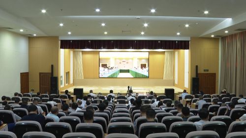 河口区组织收看市委常委会（扩大）会议暨全市高质量发展重点项目建设推进会议