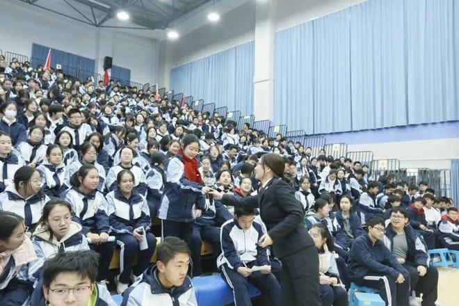用法治雨露让孩子们向阳而生｜检察院｜涉罪｜教育_网易新闻