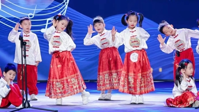 艺术赛事“破圈”：这项少儿音乐节链接城市地标，探索生活融合新方式_腾讯新闻
